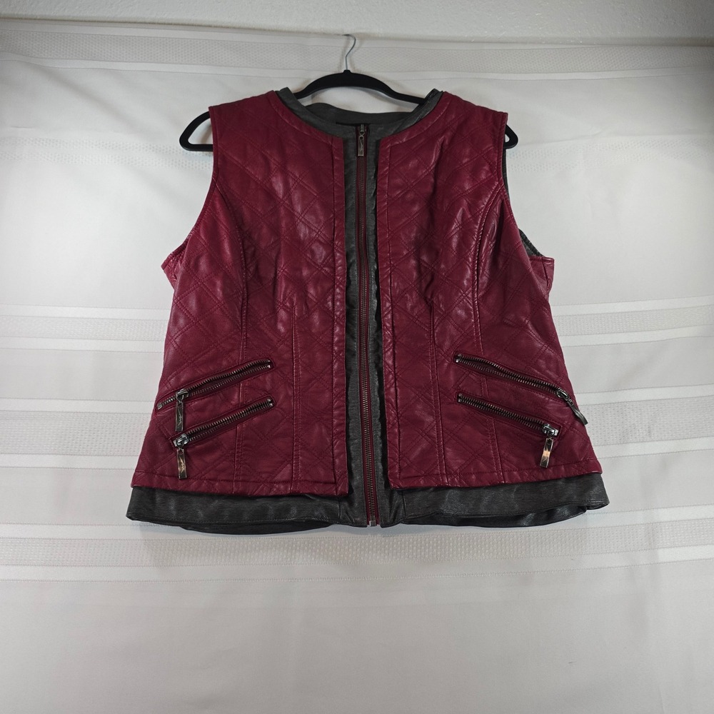 Montanaco Quilted Faux Leather Vest